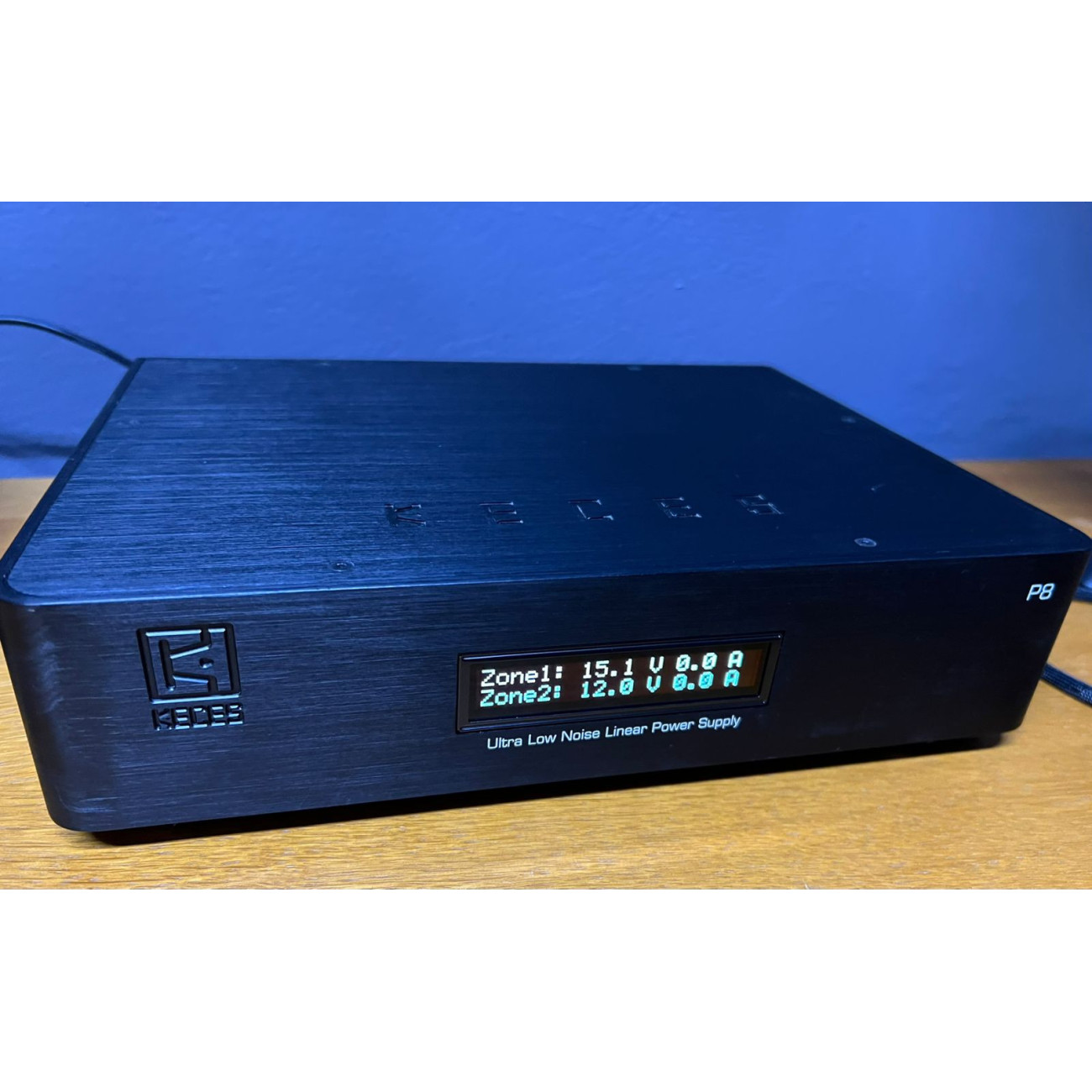 Keces P8 8A Ultra Low Noise Dual Zone Linear Power Supply