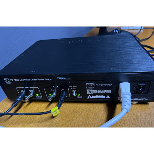 Keces P8 8A Ultra Low Noise Dual Zone Linear Power Supply