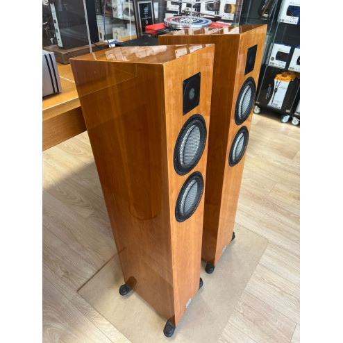 Marten Miles III* (*PRE-OWNED)