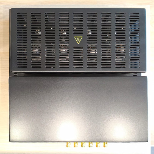 Audio Hungary Qualiton P200 KT170 Power Amp Total Black* (*PRE-OWNED)