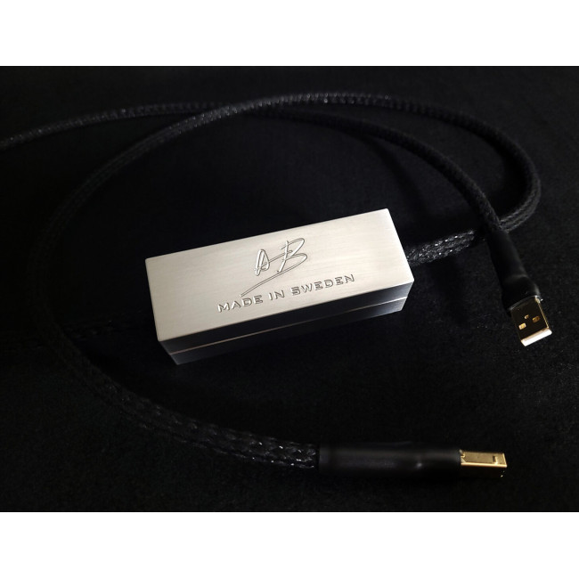 KLAR Isolator-Regenerator High-End Streaming USB Cable