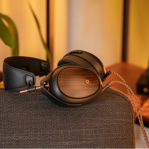 Liric II* (*NEW, SEALED - LIMITED PROMO OFFER)