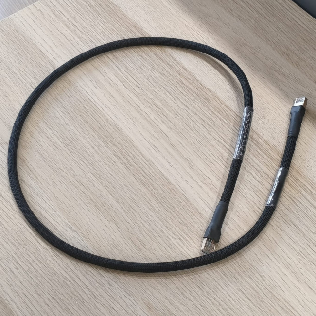 Synergistic Research FOUNDATION Ethernet Cable 1m