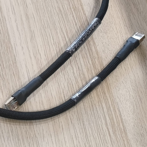 Synergistic Research FOUNDATION Ethernet Cable 1m