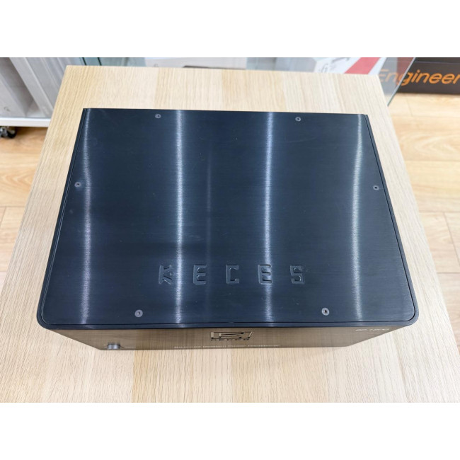 KECES BP1200 Balanced Isolation Power Conditioner