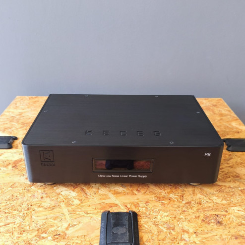 Keces P8 8A Ultra Low Noise Dual Zone Linear Power Supply* (*PRE-OWNED)