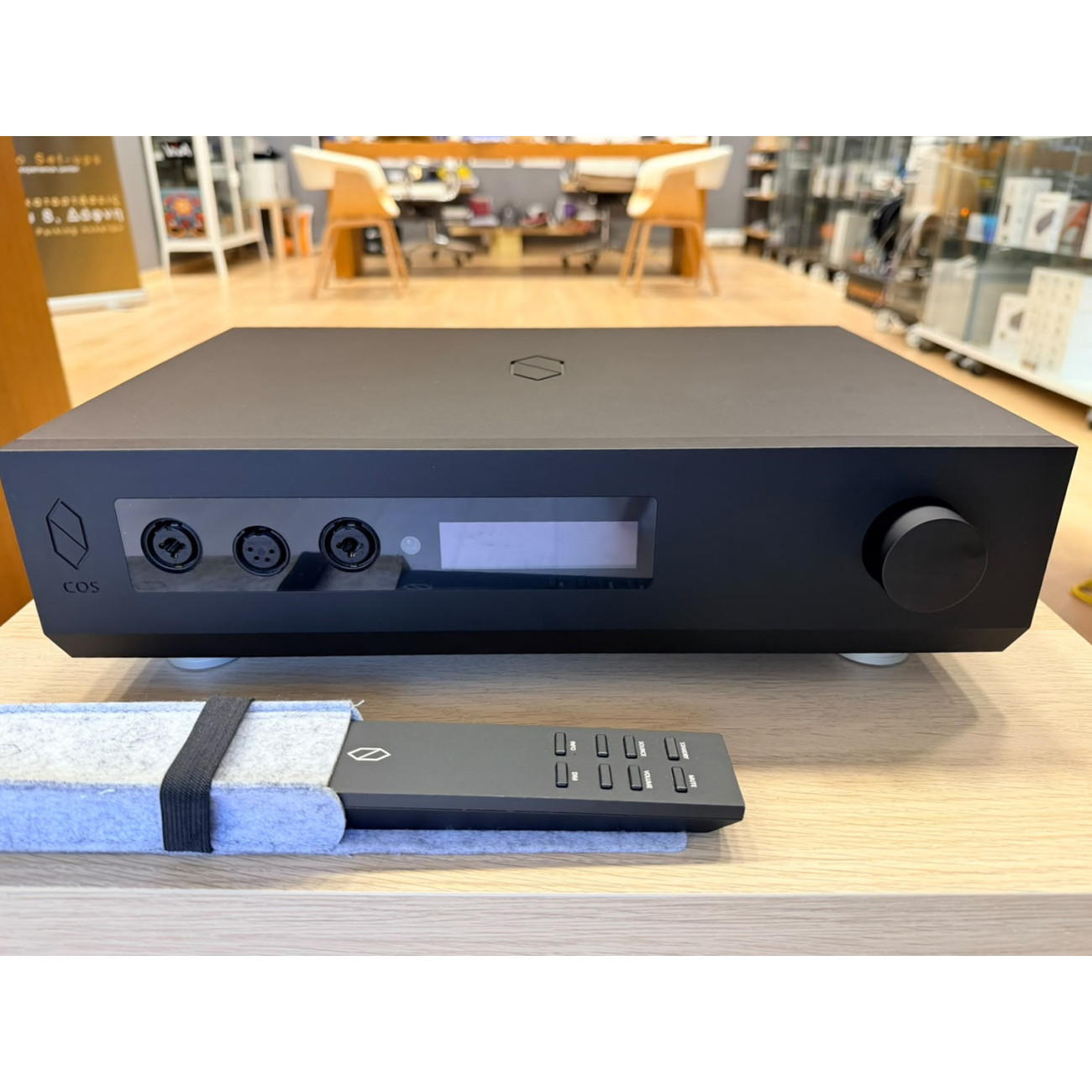 COS Engineering D10 V4 Streaming DAC, Phono, Balanced Analogue Pre & Headphone Amplifier* (*PRE-OWNED)