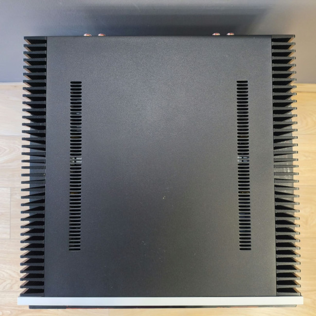 Musical Fidelity M8xi Super Integrated Amplifier* (*PRE-OWNED)